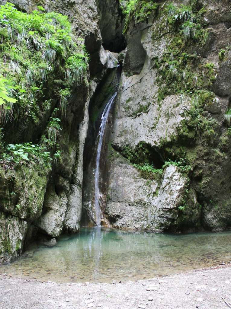 Una cascata paradisiaca da visitare nel Cilento sul Monte Cervati - blog di viaggi