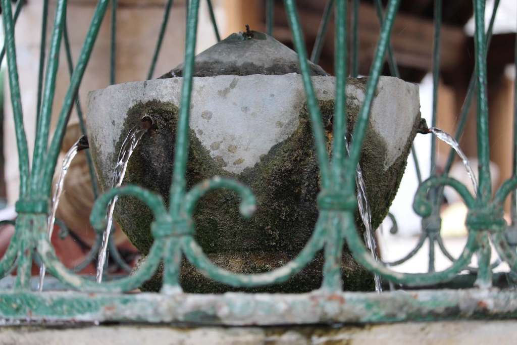 Fontana nella Moschea Gazi a Sarajevo - Blog di viaggi