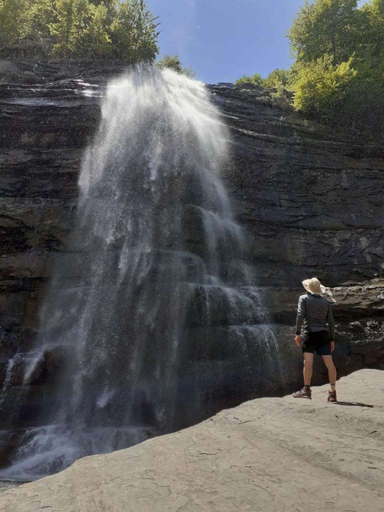 Fabio Sansone alla cascata della Morricana - Blog di viaggi