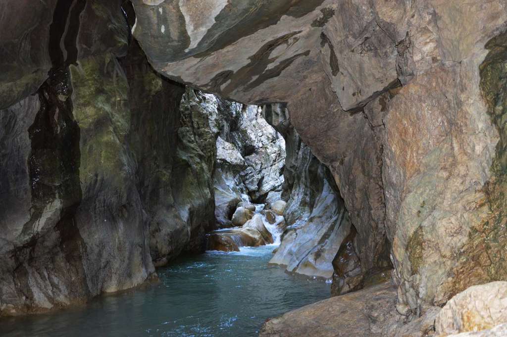 All'interno della gola del fiume Sammaro - Blog di viaggi