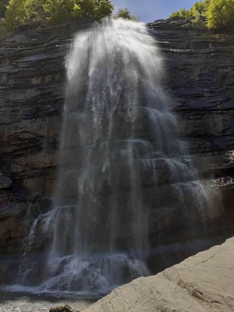 Lo splendore della cascata della Morricana in Abruzzo - Blog di viaggi