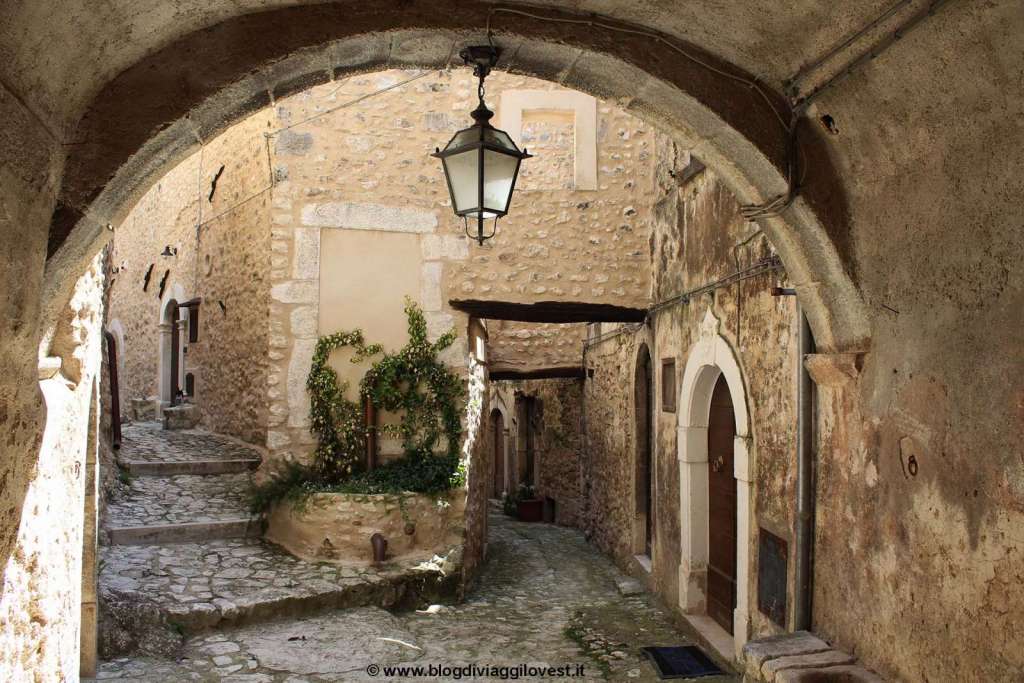 Gli archi di Navelli - Blog di viaggi