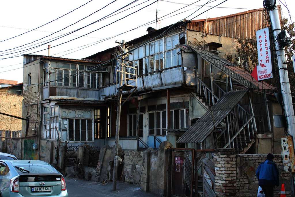 Viaggio nei quartieri di Tbilisi in Georgia - blog di viaggi