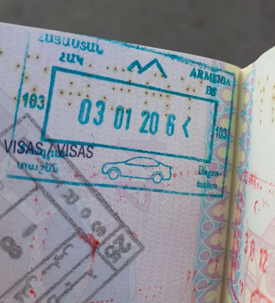 Timbro armeno al confine terrestre con la Georgia sul passaporto Italiano - blog di viaggi