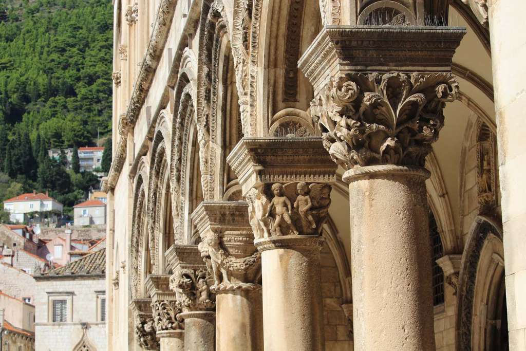 Scorcio sul Palazzo della Sponza a Dubrovnik - blog di viaggi