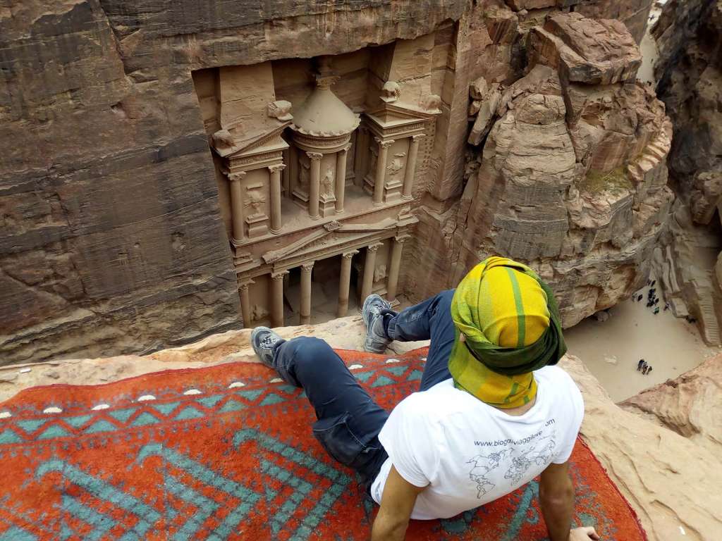 Fabio Sansone in viaggio a Petra in Giordania - blog di viaggi