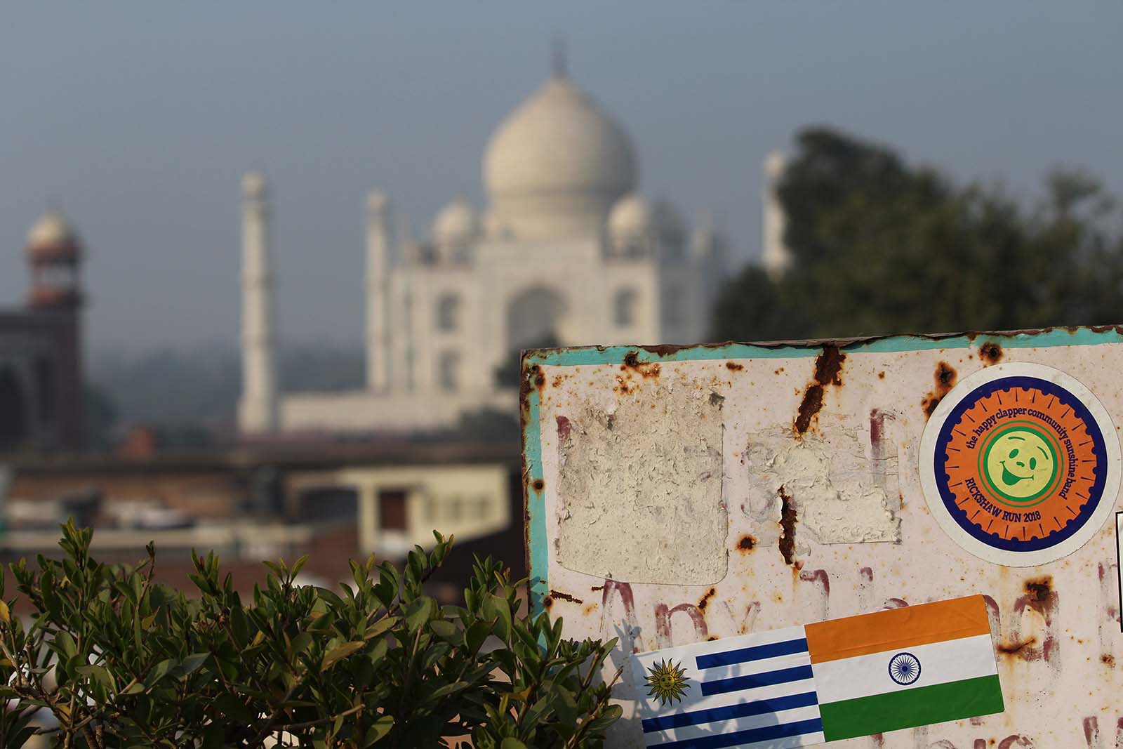 Al momento stai visualizzando Viaggiare in India: da Jaipur ad Agra in treno