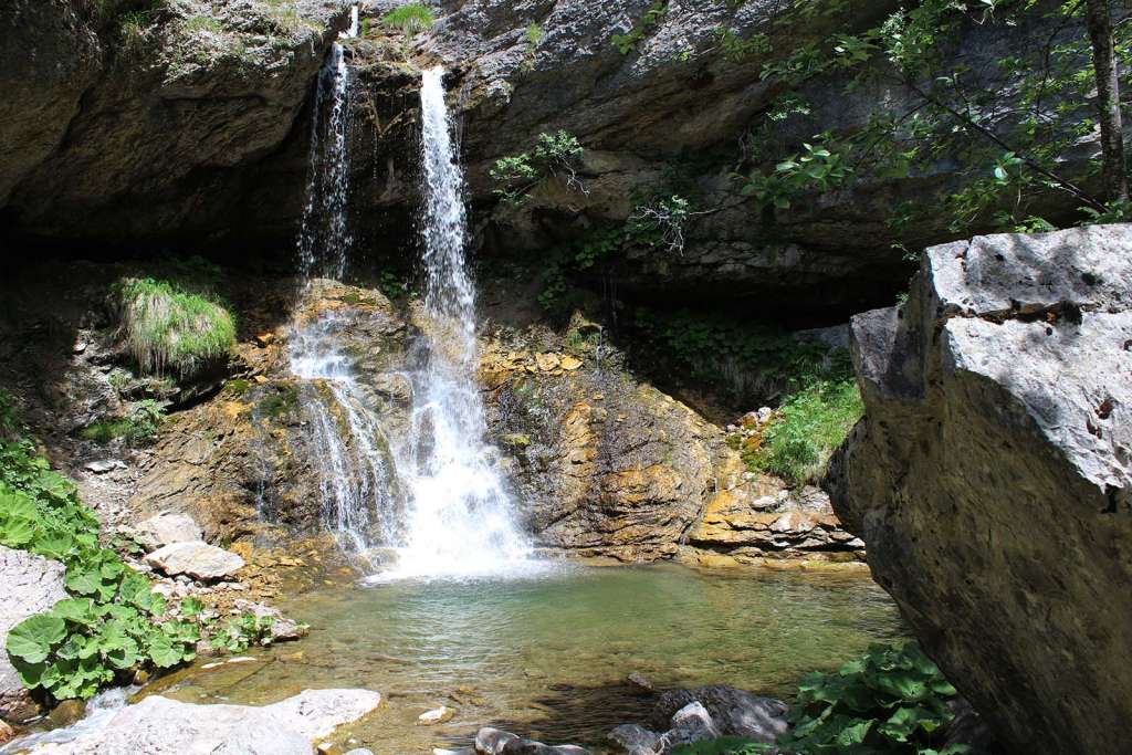 Trekking alla Cascata delle Barche sul Gorzano - blog di viaggi