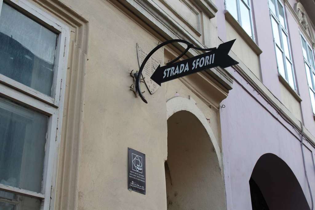 Indicazioni per raggiungere la strada più stretta d'Europa a Brasov - blog di viaggi