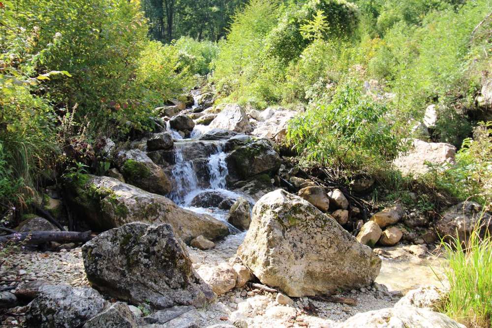 Lo splendido paesaggio nel Parco Nazionale del Gran Sasso per raggiungere l'Eremo di Santa Colomba - blog di viaggi