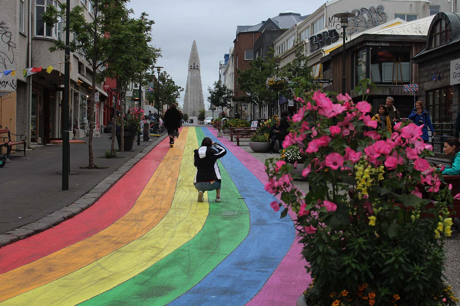 i colori della rainbow street a Reykjavik - blog di viaggi