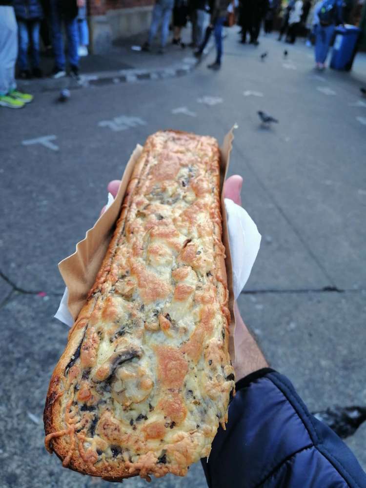 mangiare la migliore zapiekanka di Cracovia nel quartiere ebraico - blog di viaggi