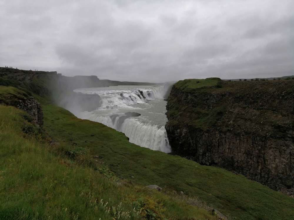 La cascata Gullfoss facente parte del circolo d'oro in Islanda - blog di viaggi