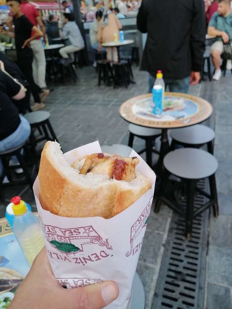 mangiare il panino con il pesce ad Istanbul: balik Ekmek - blog di viaggi
