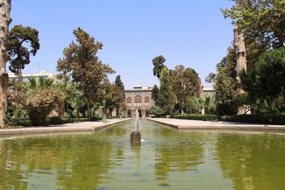 Il palazzo di Golestan visto dall'esterno a Teheran - blog di viaggi