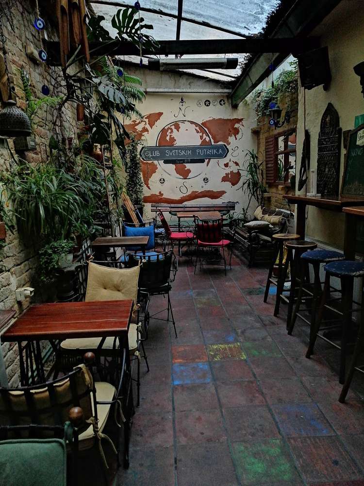 visitare un club segreto a Belgrado - blog di viaggi
