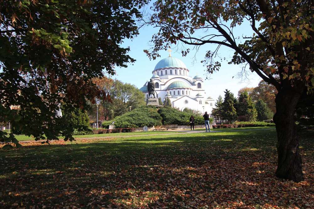 il tempo di san Sava a Belgrado visto dal parco - blog di viaggi