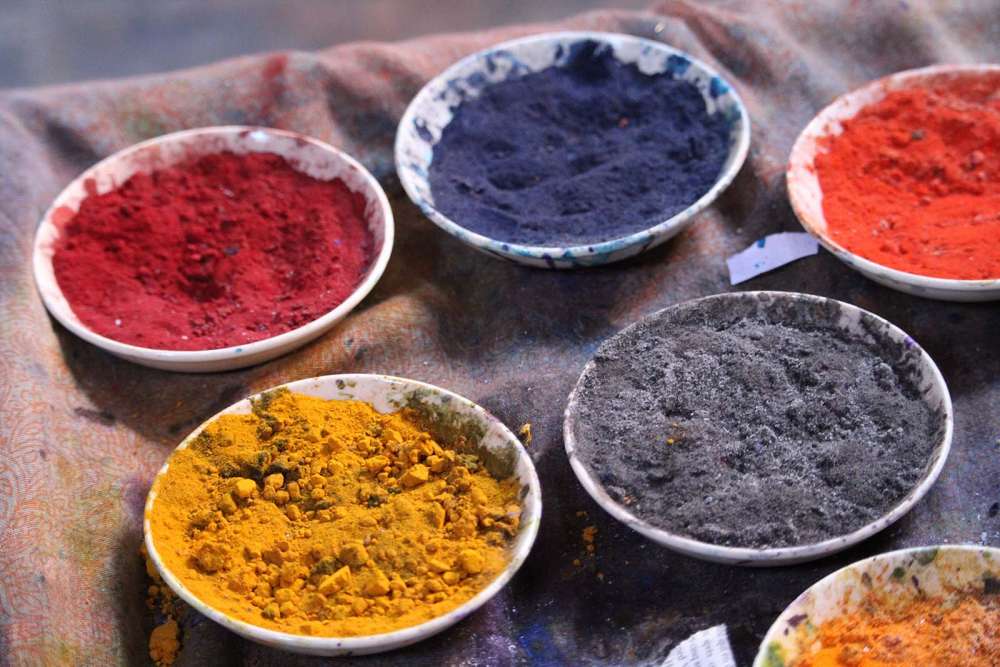 colori per le tinture nel quartiere a Marrakech - blog di viaggi