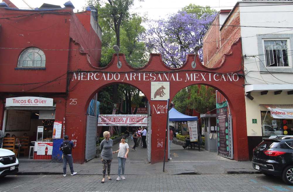mercado de artesanal nel quartiere di coyocan, Città del Messico - blog di viaggi