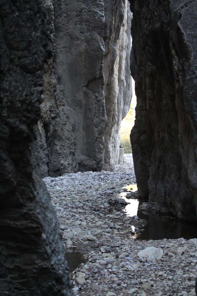 all'interno delle Gole di Pennadomo in Abruzzo - blog di viaggi