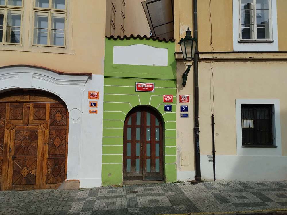 la casa più piccola di Praga - blog di viaggi
