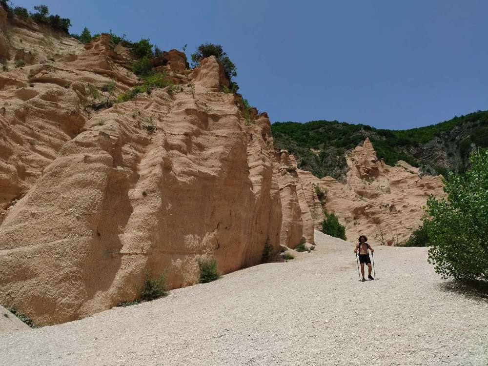 Trekking alle Lame Rosse nelle Marche - blog di viaggi