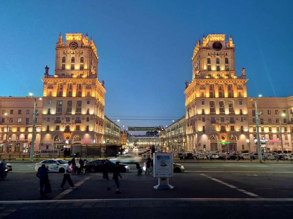 Minsk Gate, l'ingresso alla città di Minsk - blog di viaggi