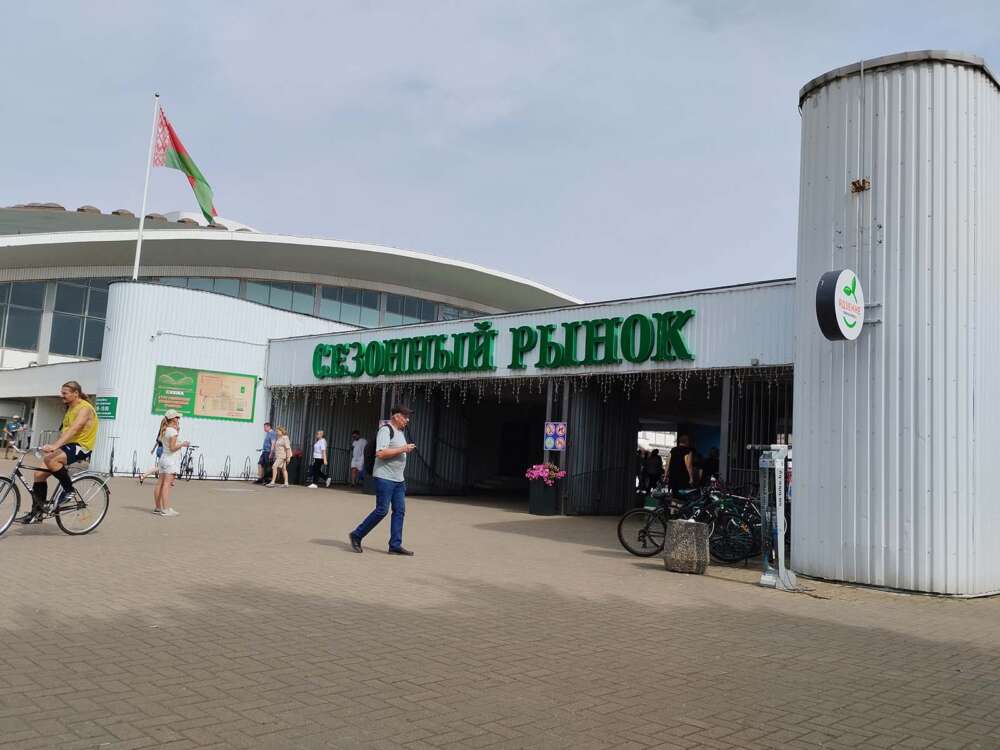 il grande mercato coperto di Minsk in Bielorussia - blog di viaggi