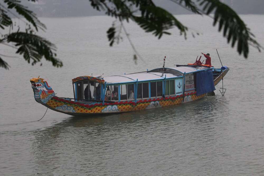 battello sul fiume dei profumi ad Huè in Vietnam - blog di viaggi