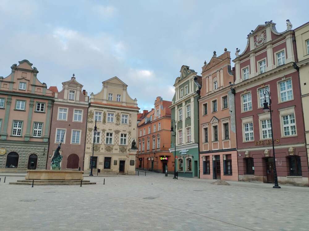il centro storico di Poznan racchiuso nella sua piazza principale - blog di viaggi